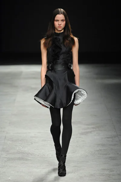 Look 4